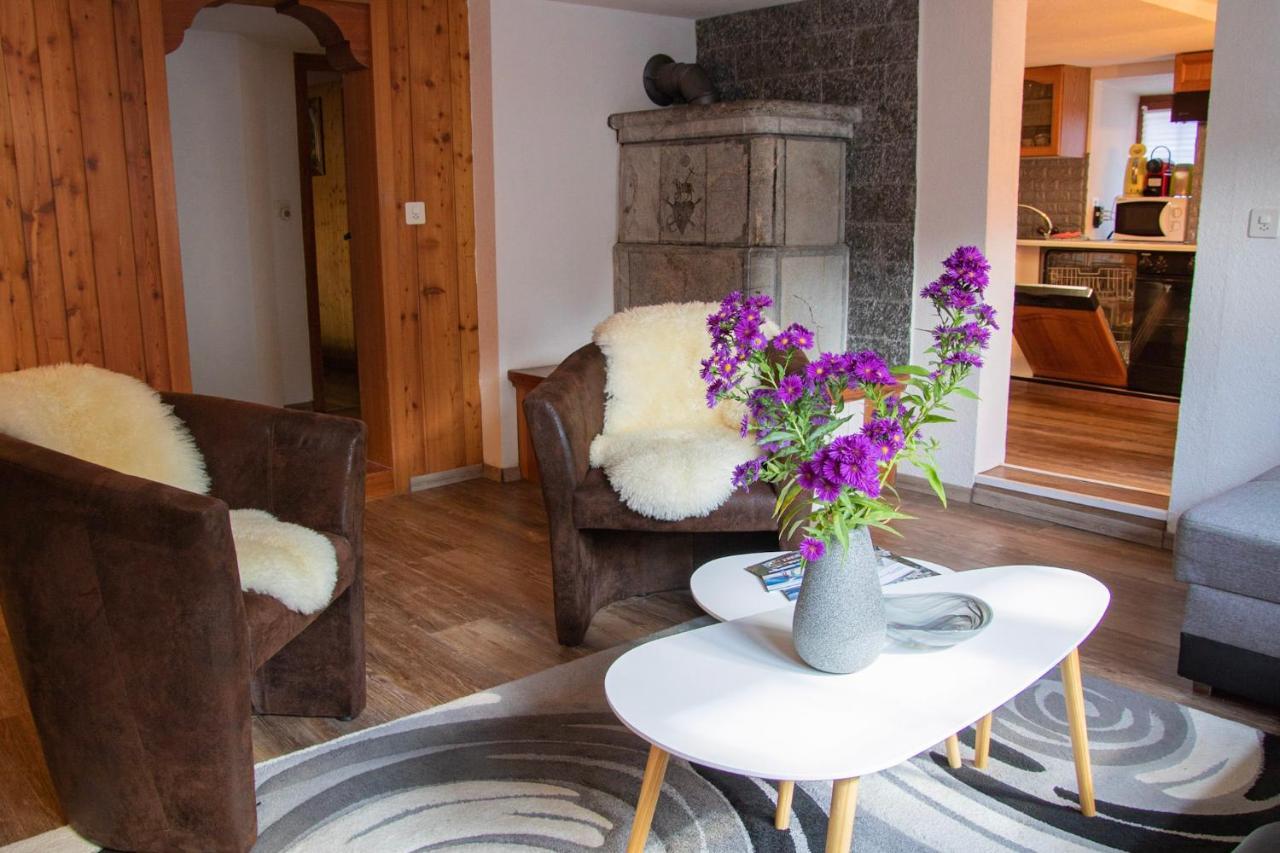 Ferienwohnung Slavica Dorfstrasse 94 Randa Exteriör bild