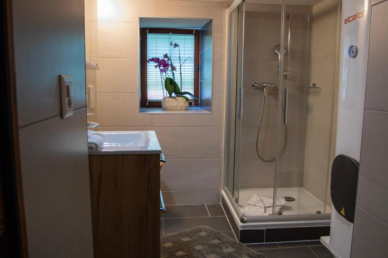 Ferienwohnung Slavica Dorfstrasse 94 Randa Exteriör bild